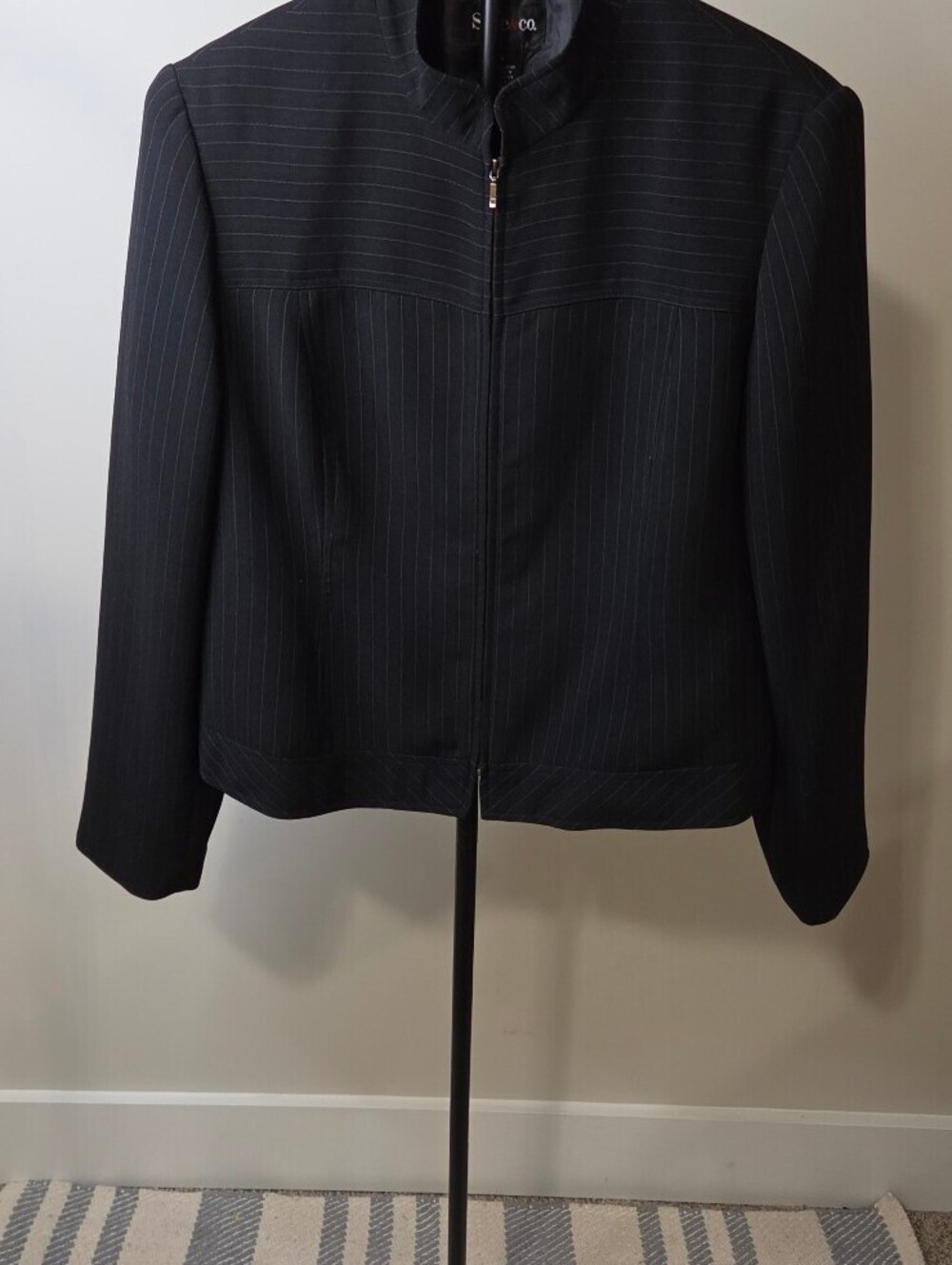 Style & Co. Women's Black Pinstripe Zip-Up Blazer Jacket Size 16